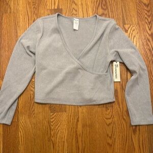 Women’s gray waffle cross front sweater, XL